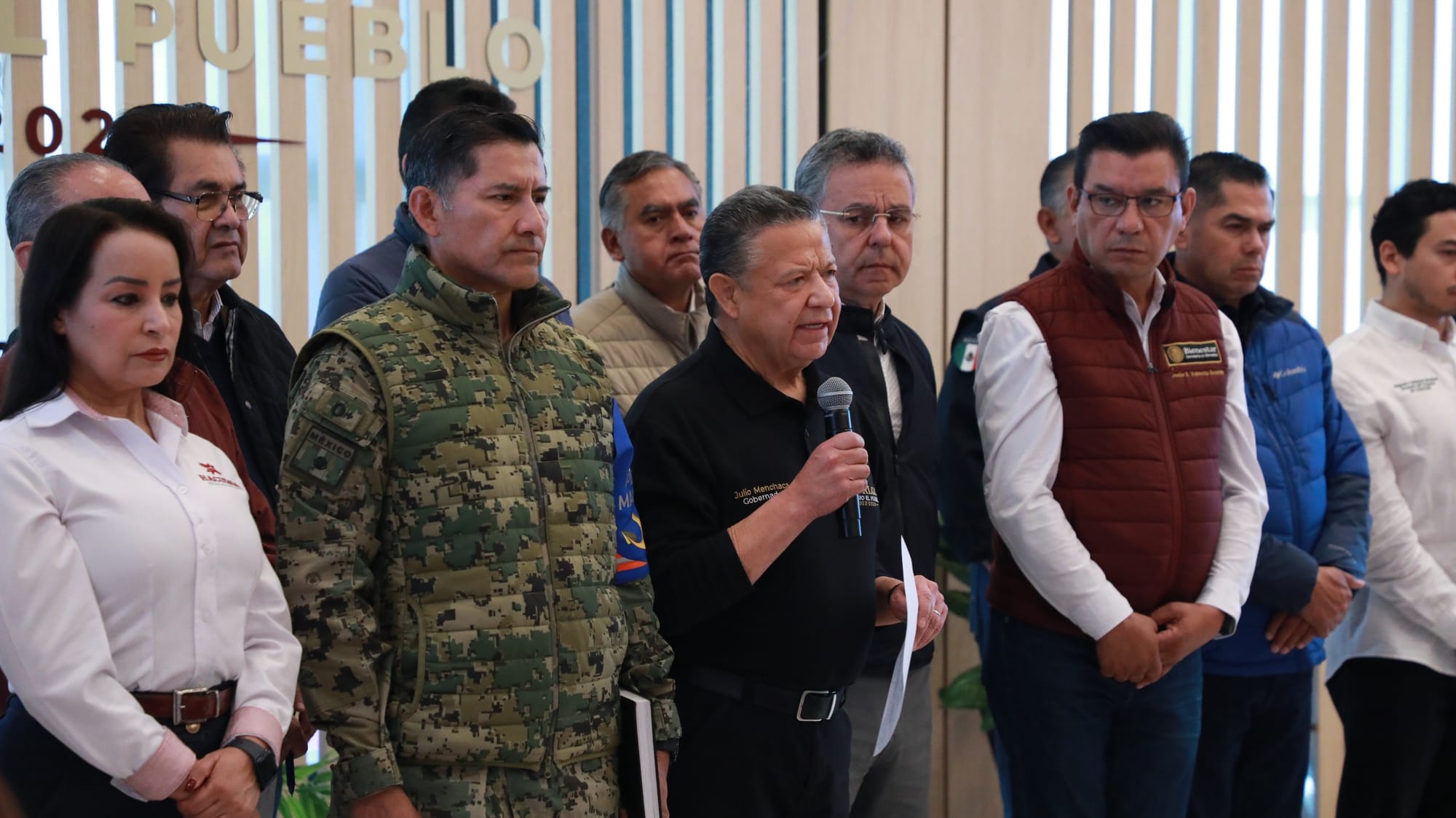 Menchaca reporta reducción de municipios prioritarios y avances en la rehabilitación de caminos