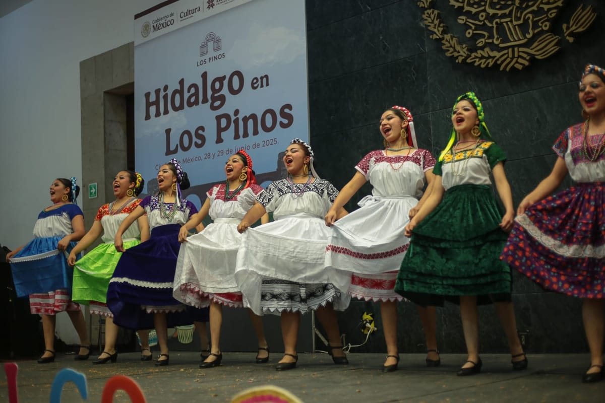 Artesanas, cocineras y artesanos de Hidalgo logran cifra histórica de ventas en Los Pinos: casi un millón de pesos Post feature image