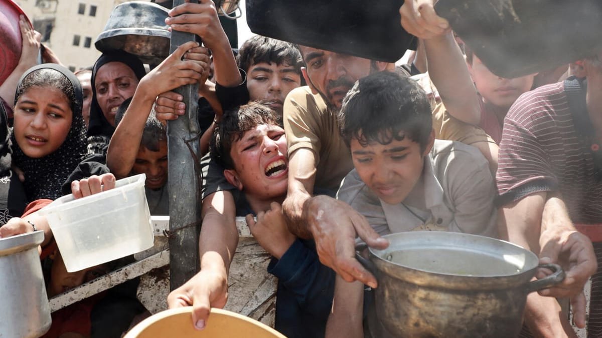Ataques en Gaza dejan al menos 31 muertos mientras esperaban ayuda Post feature image