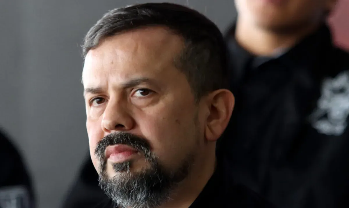 Ahora Cruz Martínez hasta prófugo de la justicia Post feature image