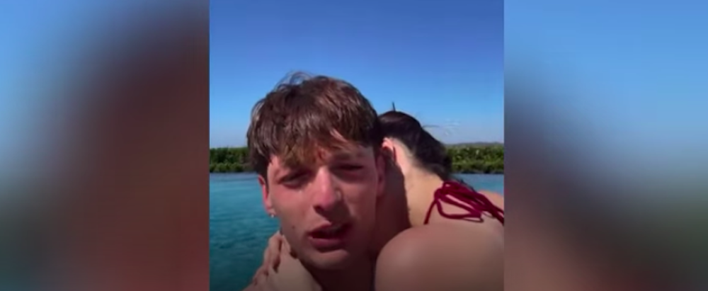Piscinazo de amor: Kenia OS y Peso Pluma derriten a sus fans en romántico en vivo Post feature image