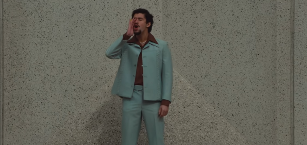 Bad Bunny mezcla IA, política y cultura latina en NuevaYol, su video más poderoso Post feature image