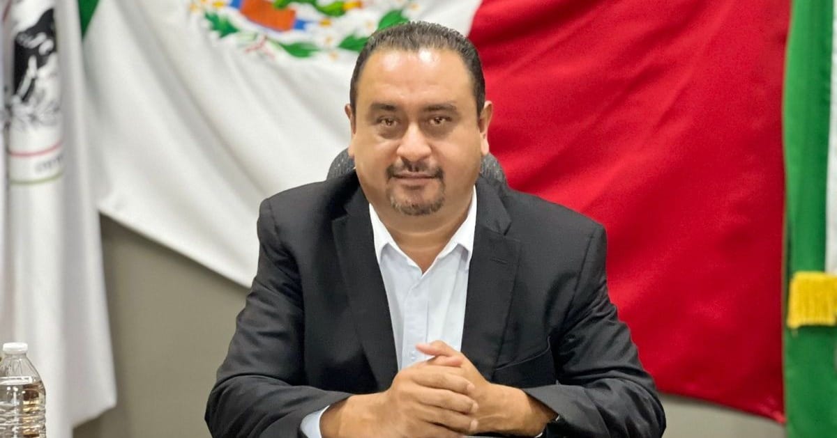 Captan a diputado del PRD disparando un arma celebrando el día del padre Post feature image