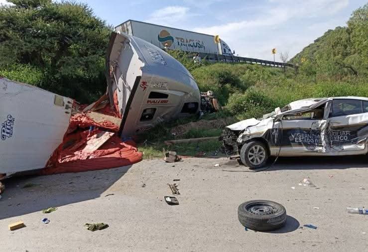 Choque múltiple en la Autopista Méx-Qro deja tres lesionados Post feature image