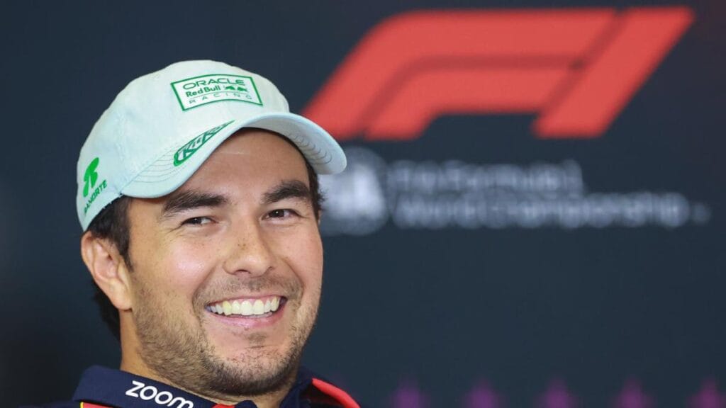 Del retiro al renacer: Checo Pérez vuelve a la F1 tras ser “sacado” de Red Bull Post feature image