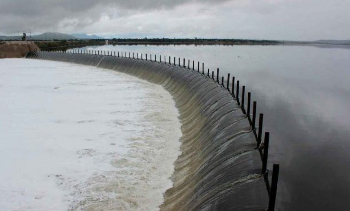 Presa Endhó alcanza su nivel máximo; autoridades descartan riesgo de inundación Post feature image