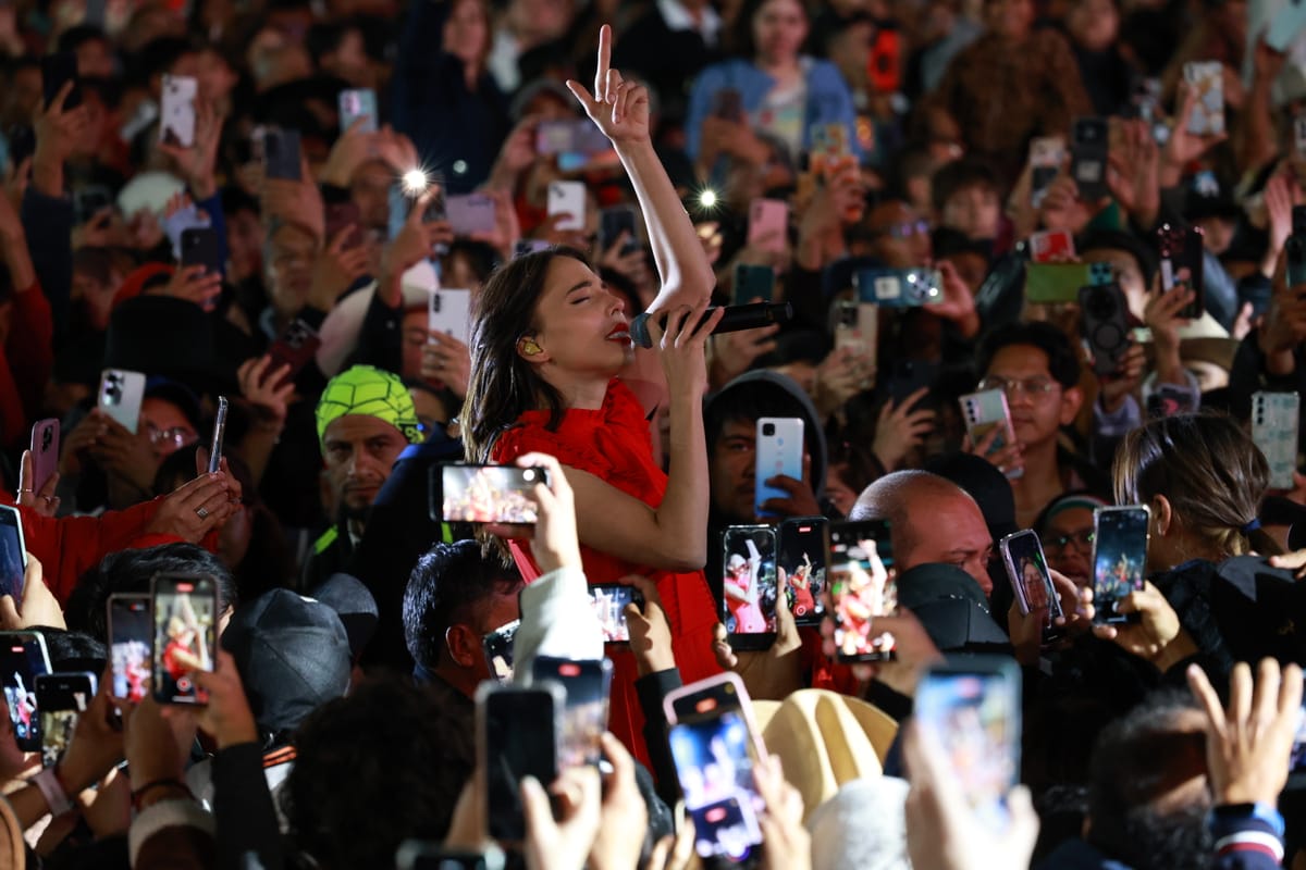 Majo Aguilar levantó suspiros en la Plaza Juárez de Pachuca Post feature image