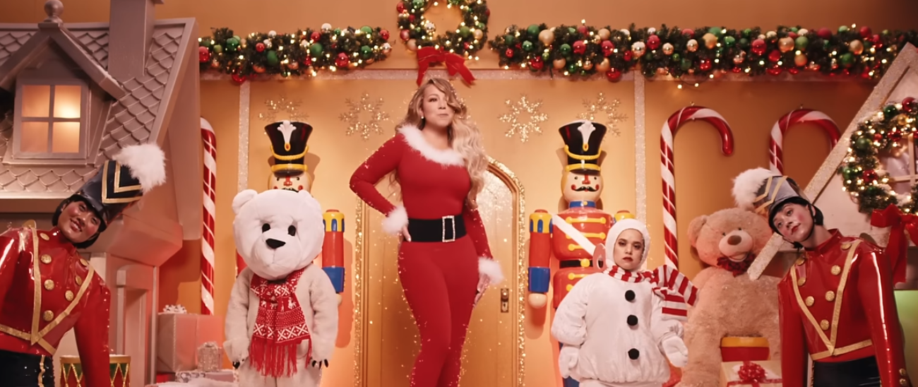 ¡Mariah lo vuelve a hacer! “All I Want for Christmas Is You” regresa al #1 y rompe récord histórico Post feature image