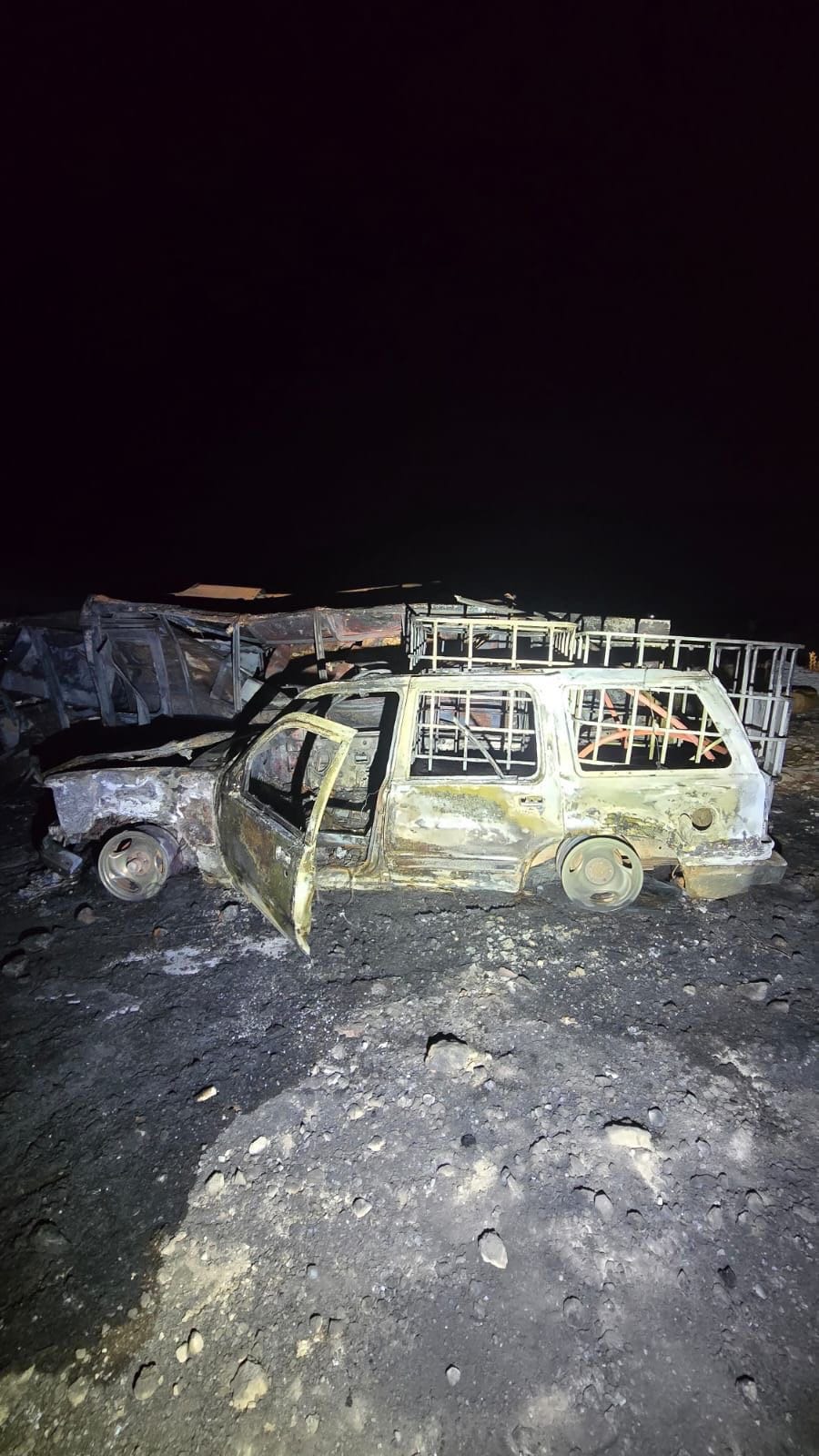 Incendio de dos vehículos moviliza a cuerpos de emergencia en inmediaciones del poliducto Tuxpan–Tula Post feature image