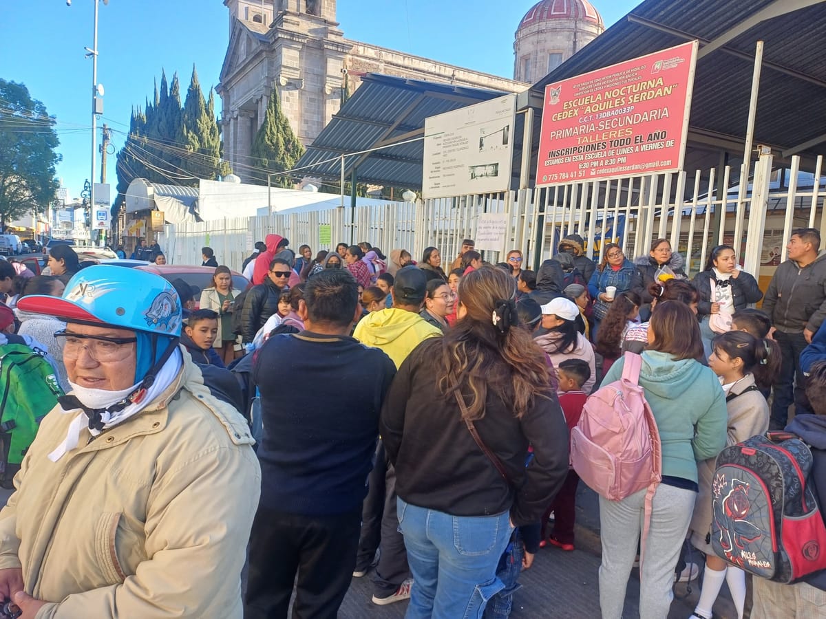 Docentes protestan y suspenden clases en primaria de Tulancingo Post feature image