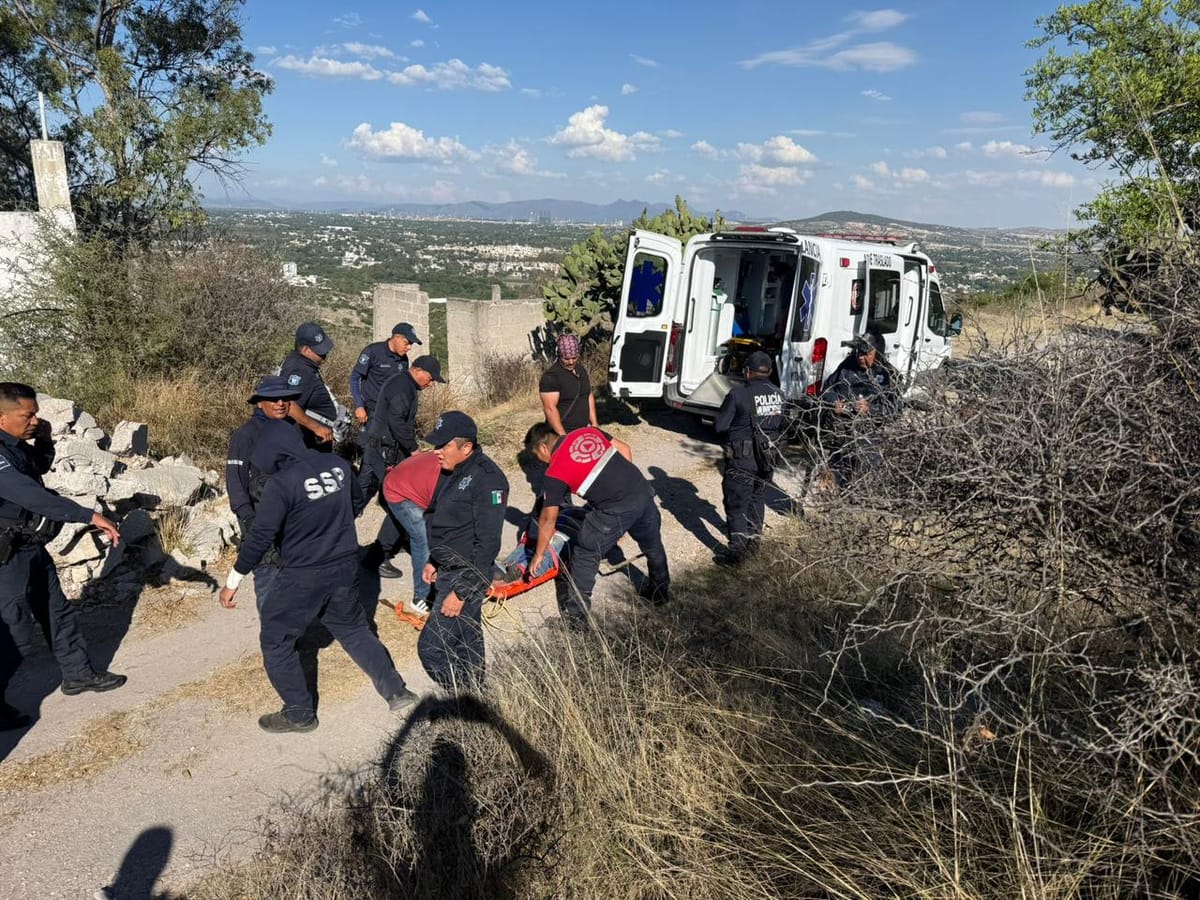 Rescatan a hombre lesionado tras caída en cerro de Tula Post feature image