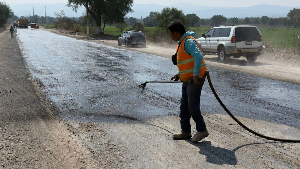 Avanza reconstrucción de carretera Ajacuba–San Agustín Tlaxiaca Post feature image