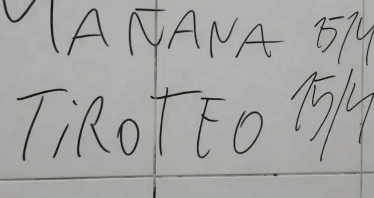 Alerta en escuelas de Hidalgo por mensajes de amenaza; SEP confirma patrón nacional Post feature image