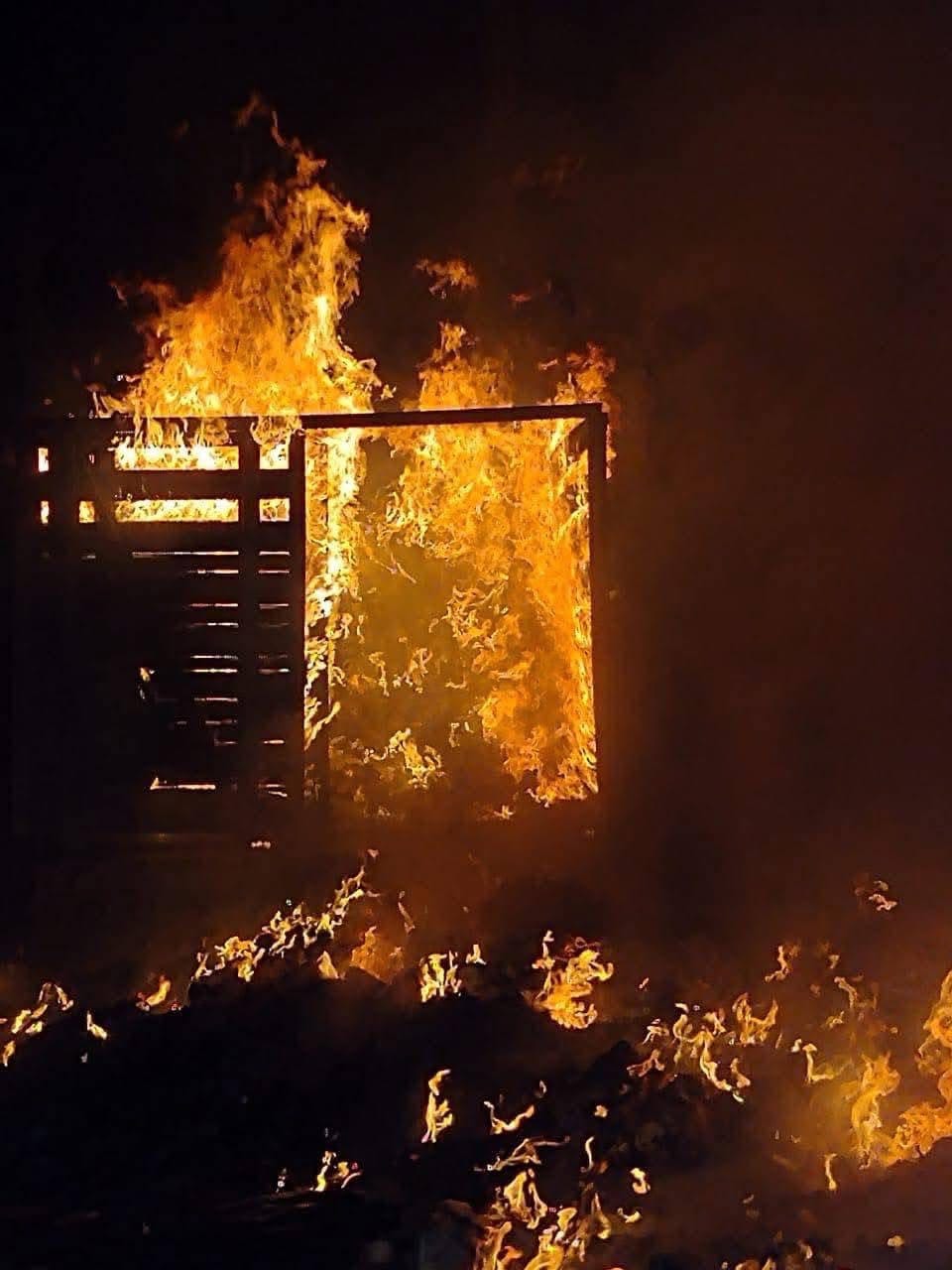 Incendio moviliza a cuerpos de emergencia en Ixmiquilpan Post feature image
