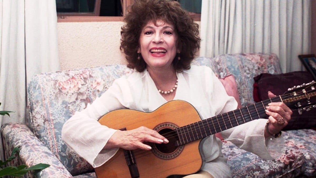 La música mexicana está de luto, nos deja Lucha Moreno Post feature image