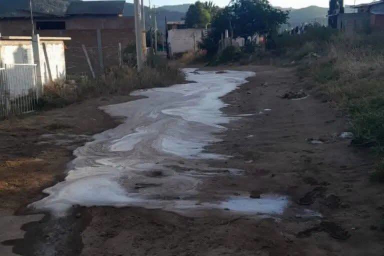 Fuga de hidrocarburo obliga a evacuar viviendas en Epazoyucan Post feature image
