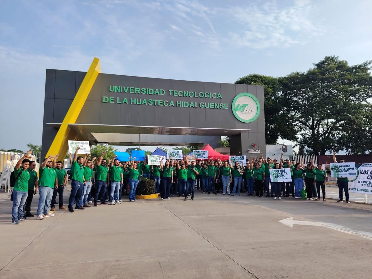 Trabajadores de la UTHH se manifiestan; exigen firma de condiciones generales de trabajo Post feature image