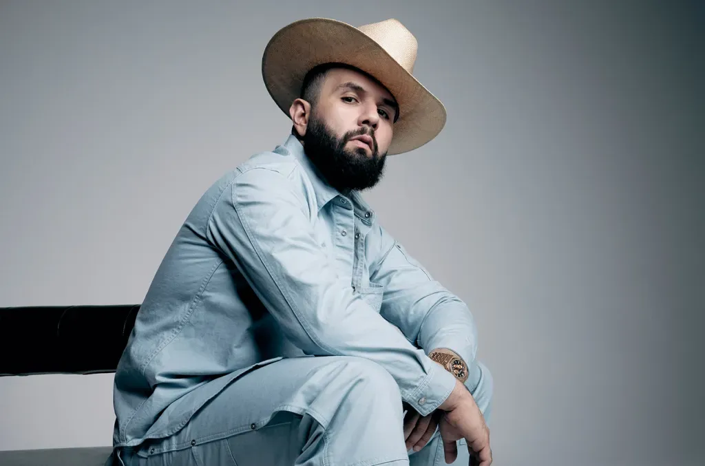 Carín León se solidariza con Hermosillo por incendio Post feature image