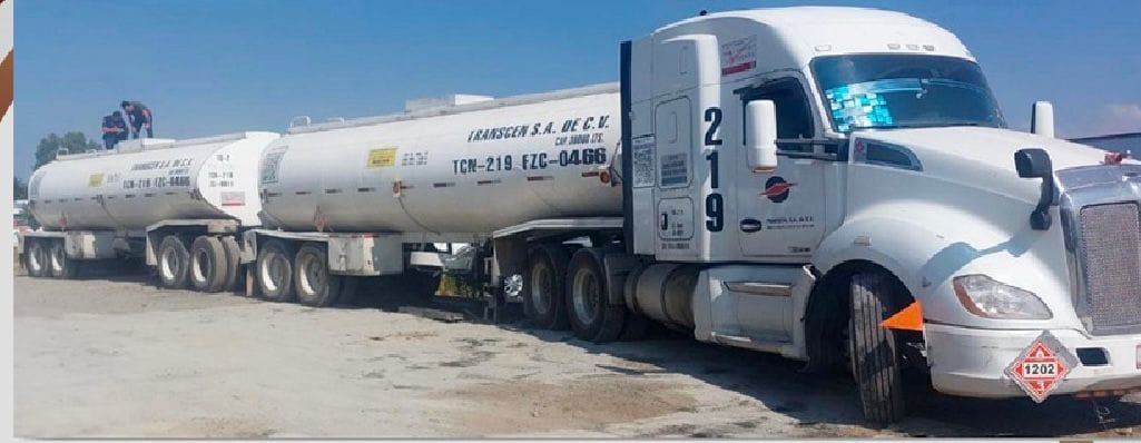 Aseguran más de 60 mil litros de hidrocarburo