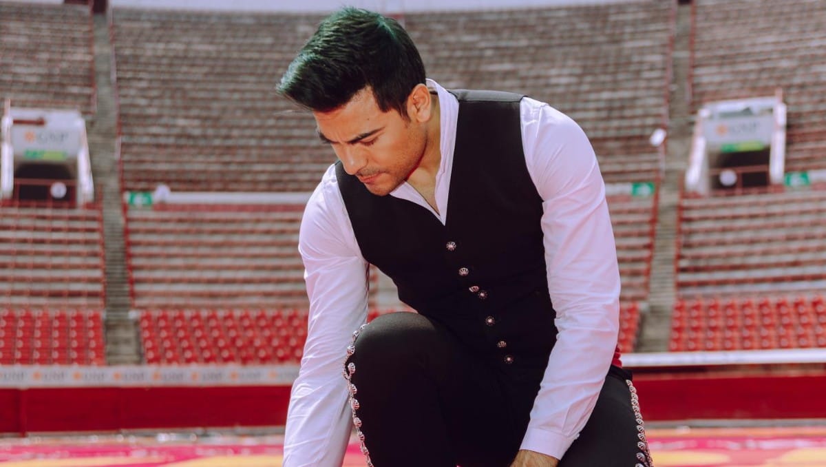 Orejas y rabo para Carlos Rivera en su primer Plaza México Post feature image