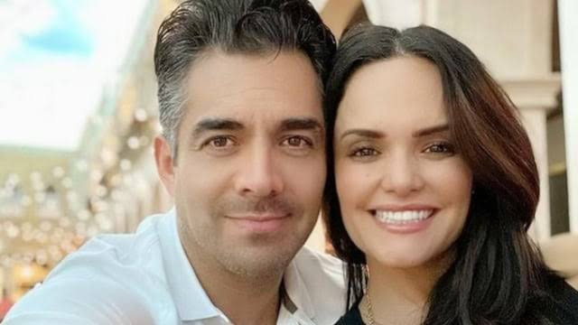 Omar Chaparro celebra un cuarto de siglo de matrimonio Post feature image