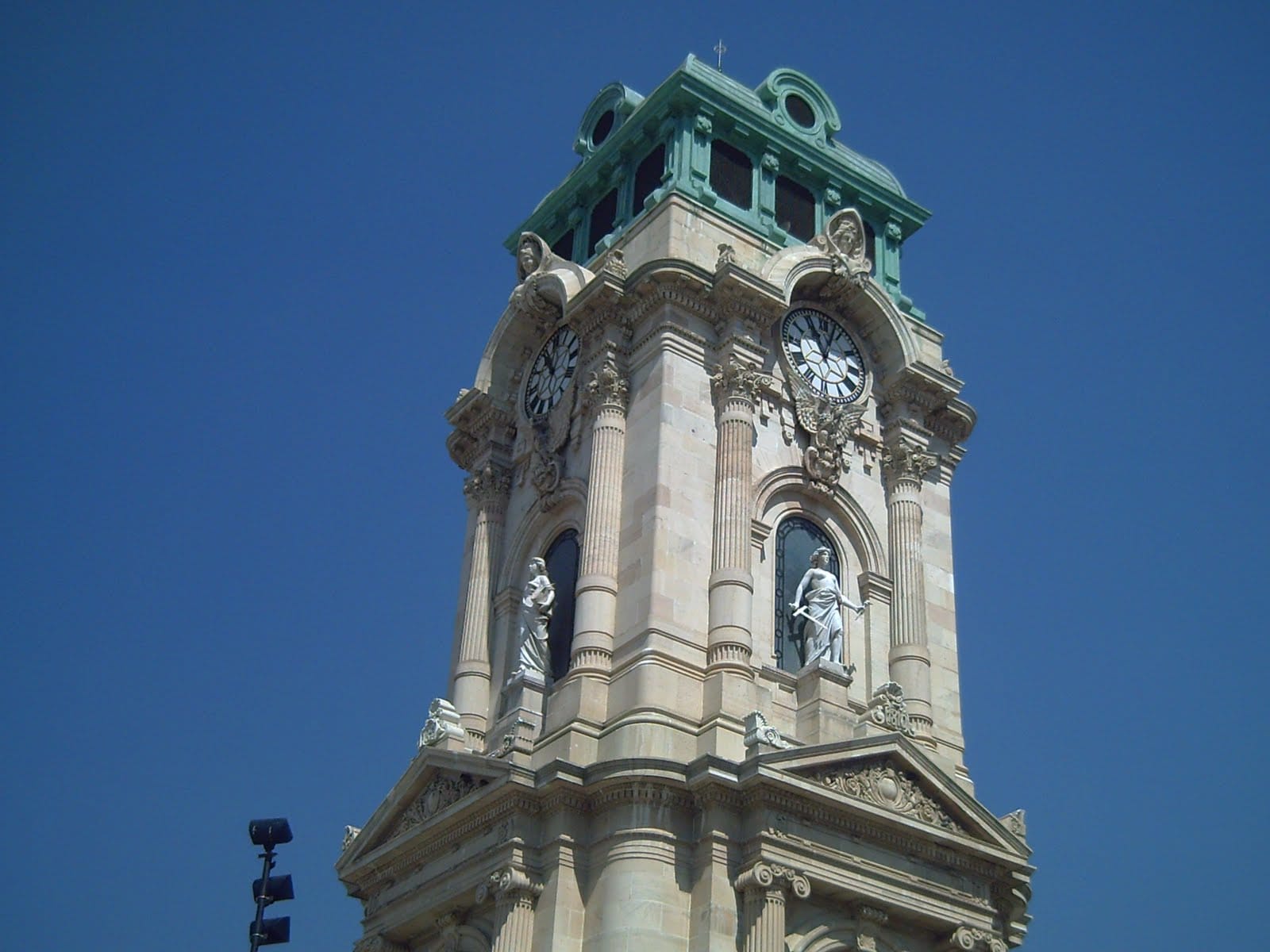 El Reloj Monumental de Pachuca cumple 116 años: la torre que convirtió a una plaza minera en un símbolo nacional Post feature image