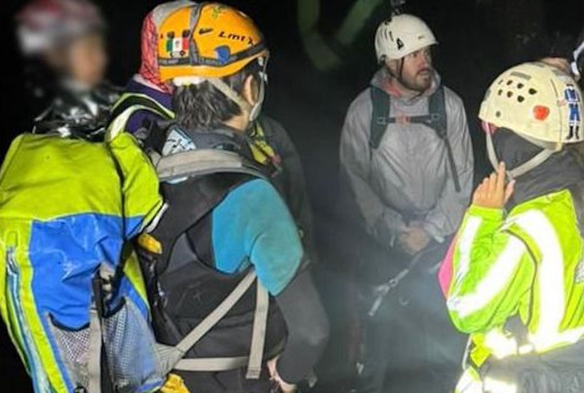 Localizan a cinco personas extraviadas en el bosque imagen destacada