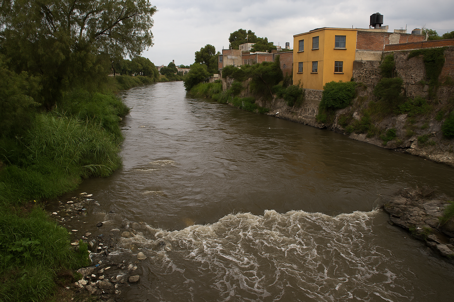 Anuncian millonaria inversión para sanear el río Tula imagen destacada