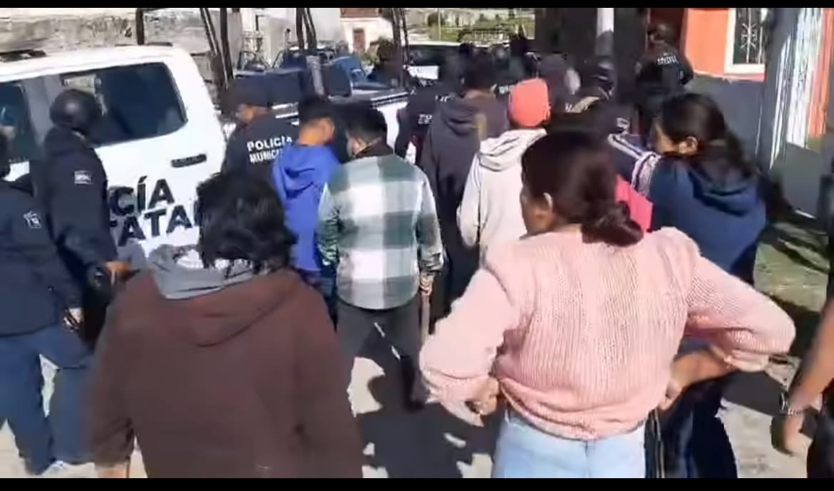 Violento enfrentamiento deja varios lesionados en Mineral de la Reforma imagen destacada