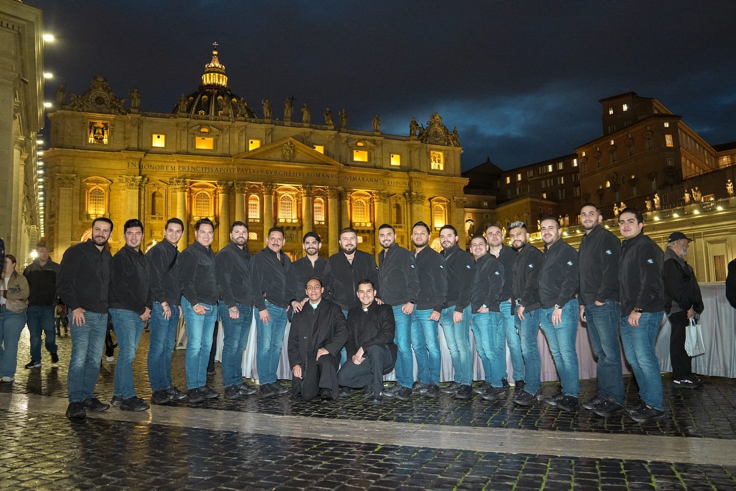 La Madre de Todas las Bandas llega al Vaticano y apantallan a Roma imagen destacada