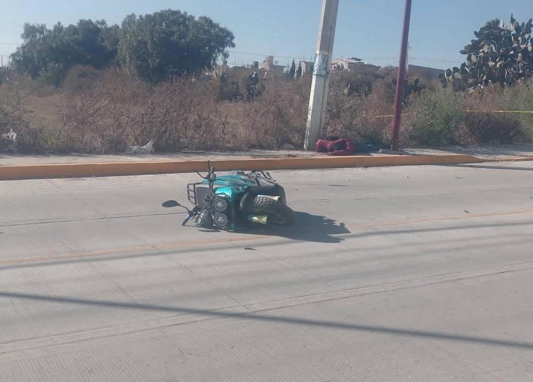 Motociclista fallece tras chocar contra un poste en la colonia La Loma, en Pachuca imagen destacada