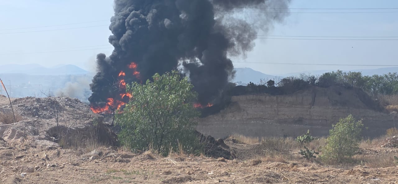 Controlan incendio en Tula imagen destacada