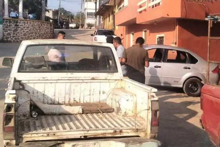 Funcionario municipal involucrado en choque, en Huautla imagen destacada