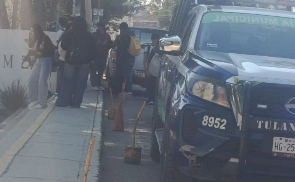 Presunta riña con arma de fuego genera movilización policial en Preparatoria de la UAEH imagen destacada