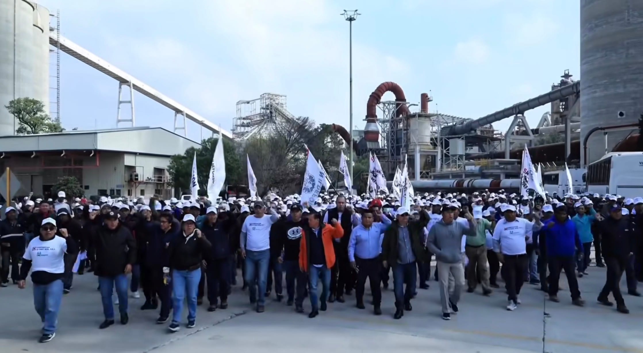 Unidad y fuerza obrera fortalecen la transformación de Cruz Azul Hidalgo imagen destacada