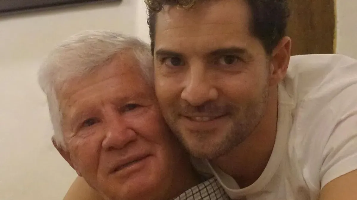 David Bisbal triste por la muerte de su padre imagen destacada