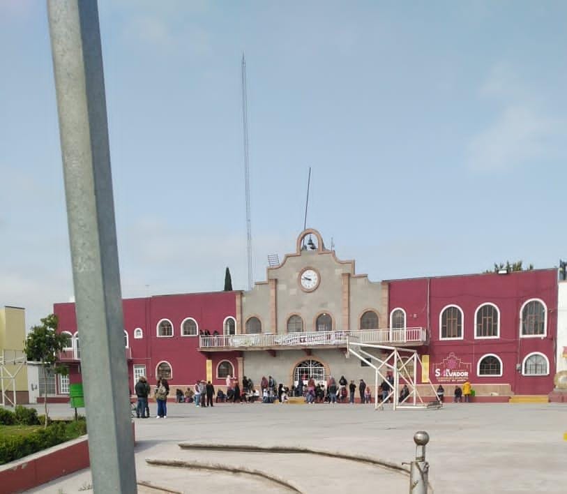 Manifestantes toman la Presidencia Municipal de San Salvador imagen destacada