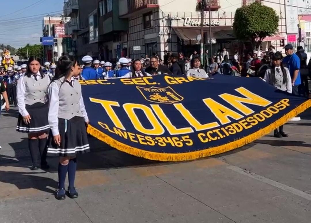 Concluye desfile por el 75 aniversario de la Secundaria Tollan en Tula imagen destacada