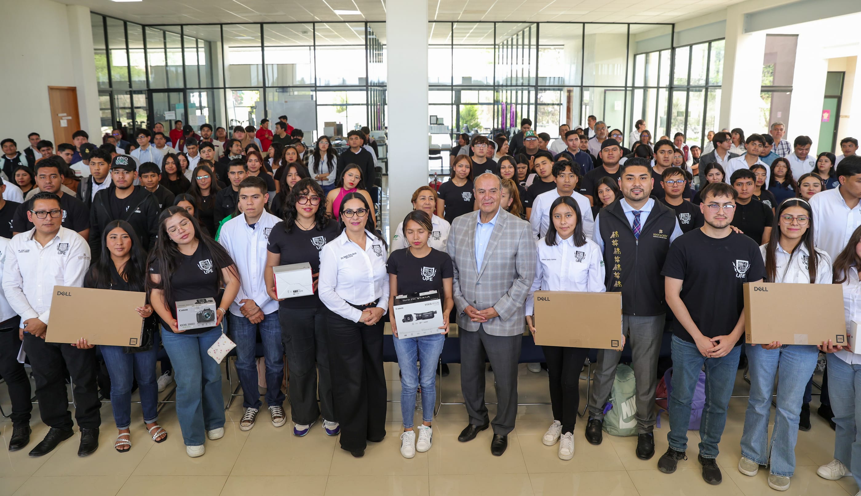 Invierte Gobierno de Hidalgo 2 mdp en equipamiento tecnológico para la UPE imagen destacada