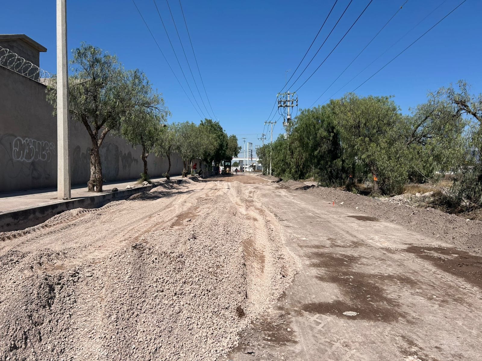 Rehabilitan calle Vía de los Reyes en Actopan; mejora conectividad en El Daxthá imagen destacada