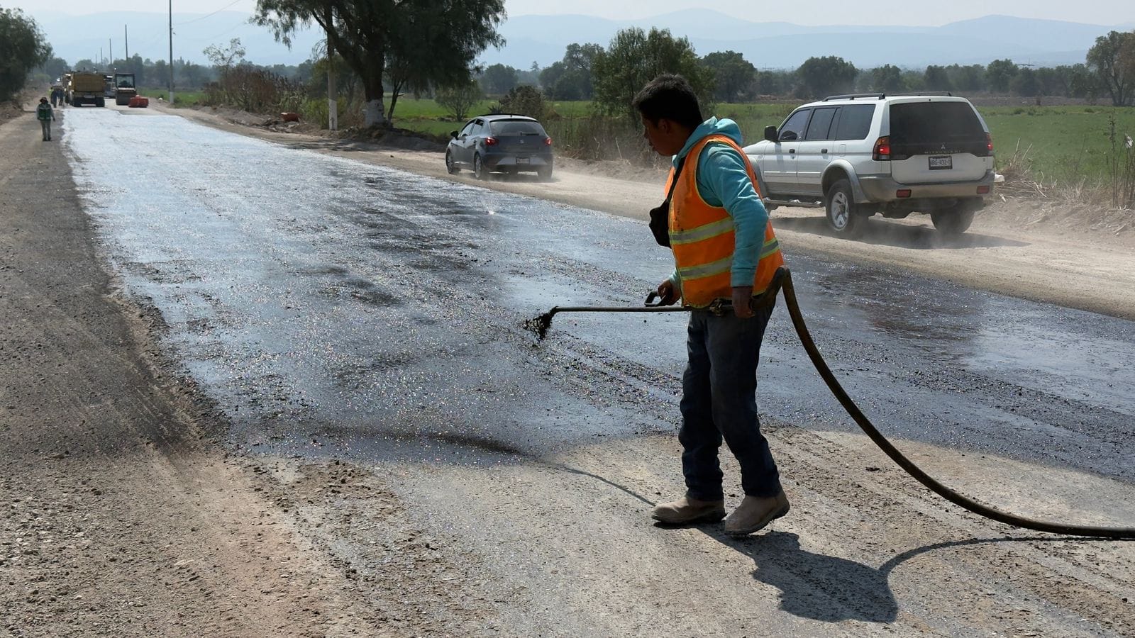 Avanza reconstrucción de carretera Ajacuba–San Agustín Tlaxiaca imagen destacada