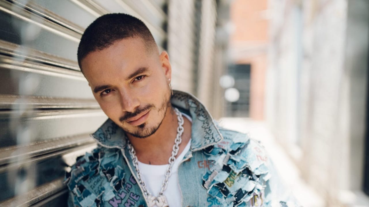 J Balvin se fue a desestresar a la lucha libre imagen destacada