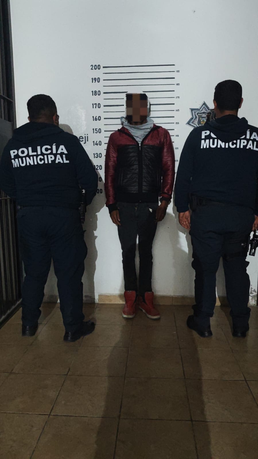 Detienen a un hombre con presunto cristal imagen destacada