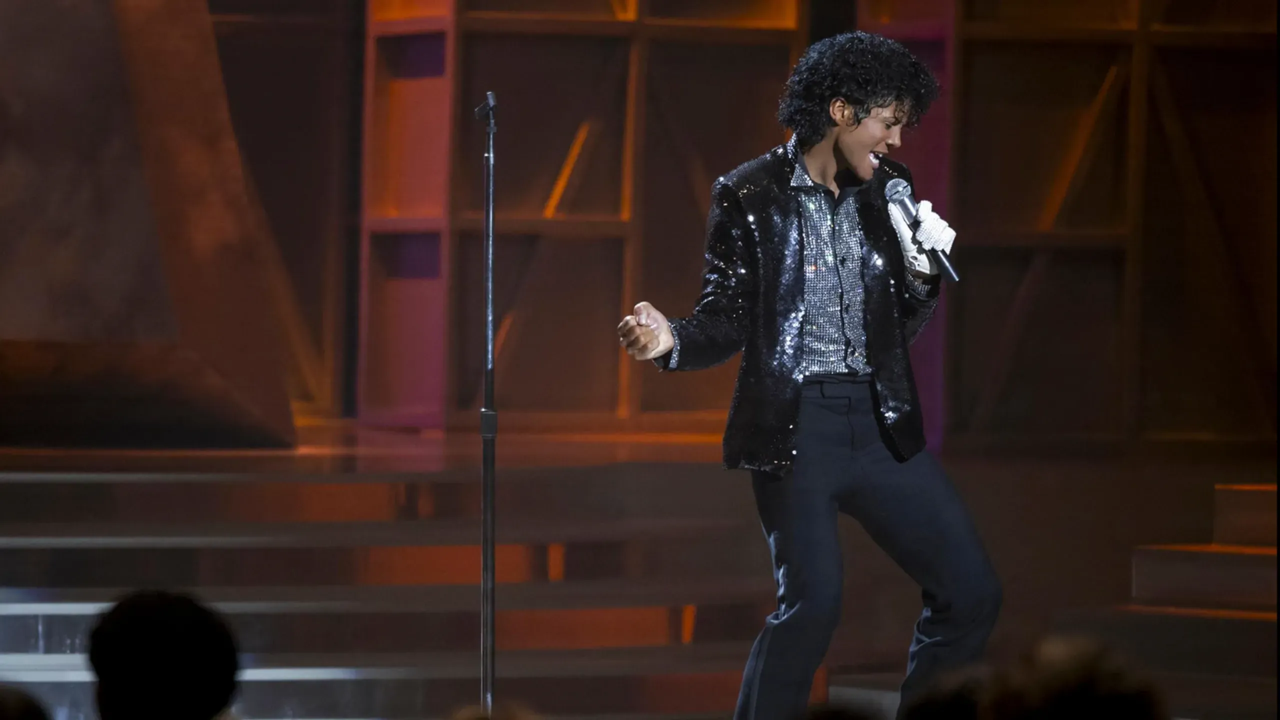 Jackson supera a Presley imagen destacada