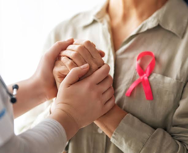 Desarrollan en Tulancingo modelo de inteligencia artificial para detectar cáncer de mama con imágenes térmicas imagen destacada