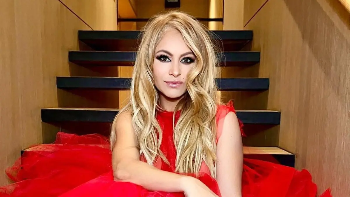 Diseñador acusa a Paulina Rubio de no pagar vestido de alta costura y presenta demanda imagen destacada