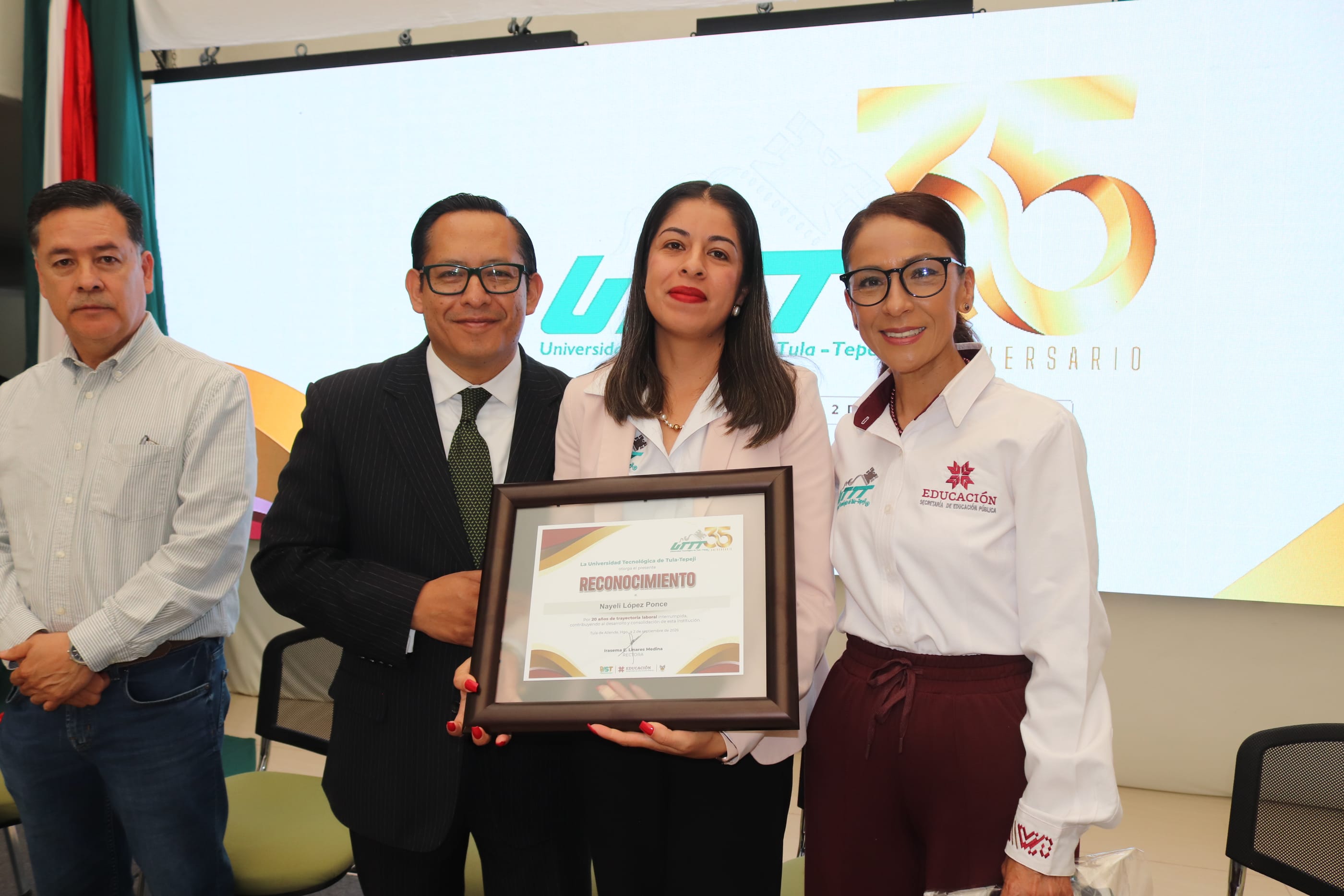 UTTT reconoce trayectoria de docentes e investigadores en su 35 aniversario imagen destacada