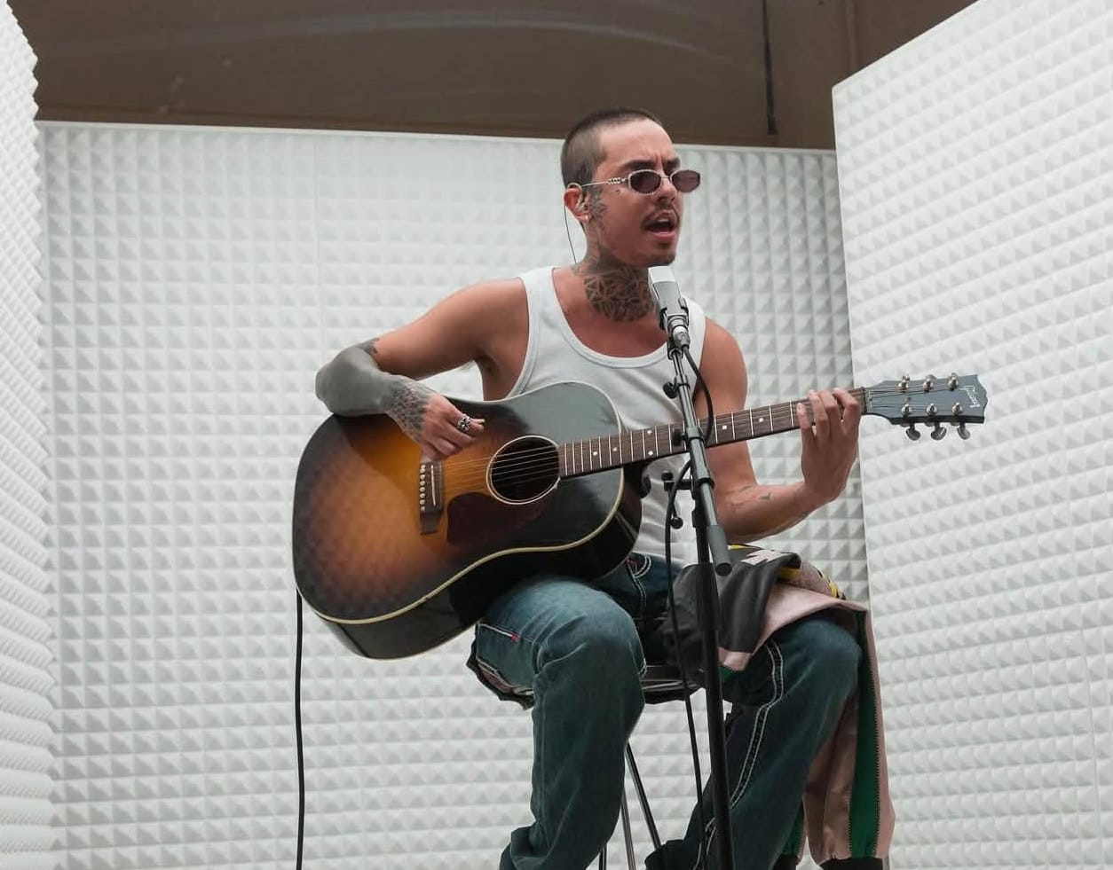 Natanael Cano quiere hacer historia en la radio con “La Tumbada” imagen destacada