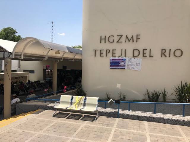 Protestan trabajadores del IMSS en Tepeji; exigen reabrir hospital de Tula imagen destacada