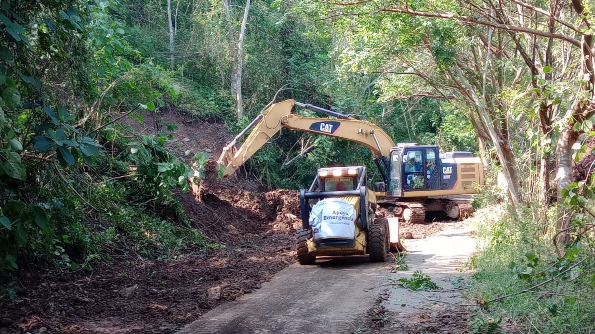 A la fecha suman 299 las carreteras y caminos atendidos tras la vaguada monzónica en Hidalgo Externo imagen destacada